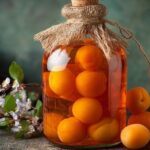 Літній компот з абрикос