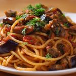 Паста з баклажанами — простий італійський рецепт