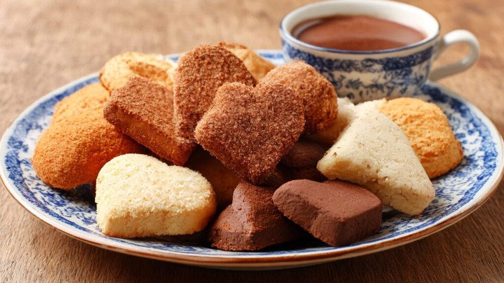 Домашнє печиво для чаю в затишній атмосфері