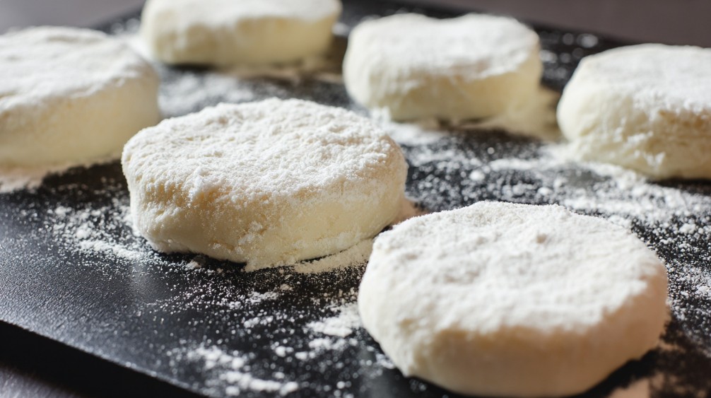 Ідеальна консистенція тіста для сирників