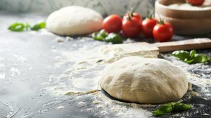 Klassischer Pizzateig wie aus Italien