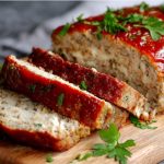 Класичний м’ясний рулет у духовці — соковитий і завжди вдається