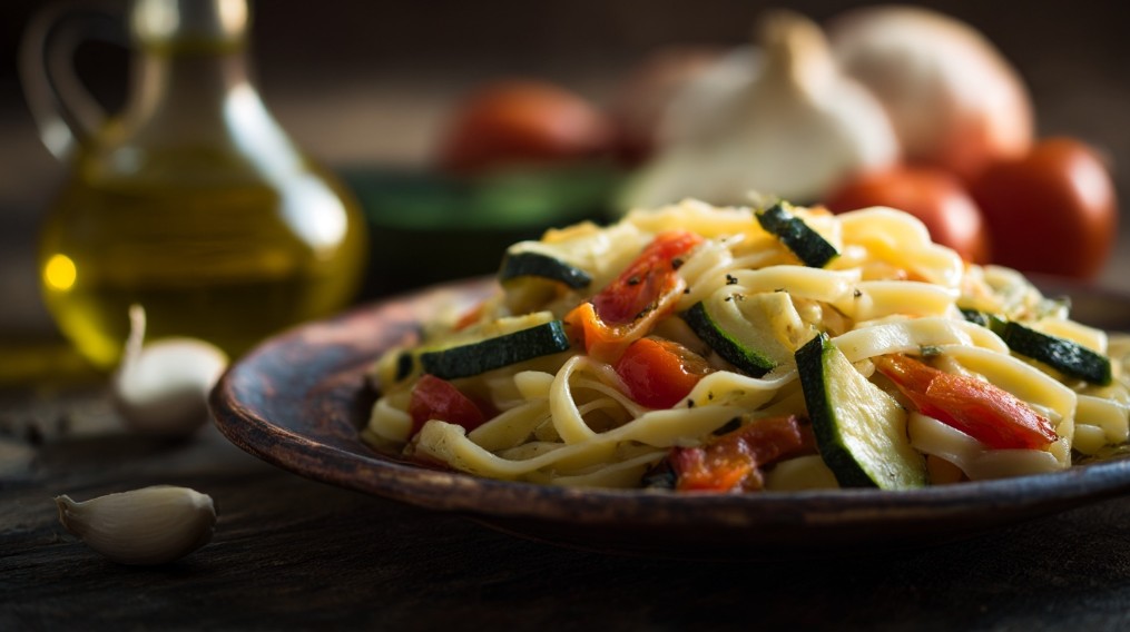 Паста з овочами — швидка та ситна страва на вечерю