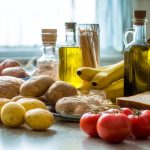 Продукти, які не варто зберігати в холодильнику