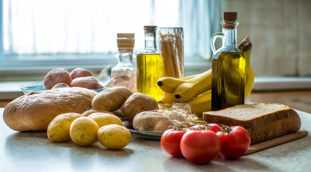 Продукти які не варто зберігати в холодильнику