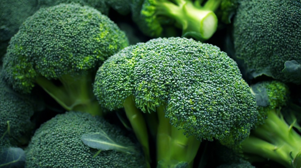 Справжній броколі пахне зеленню, трохи горіхово