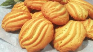 Spritzgebäck mit Schweineschmalz aus dem Fleischwolf – gelingsicheres Rezept