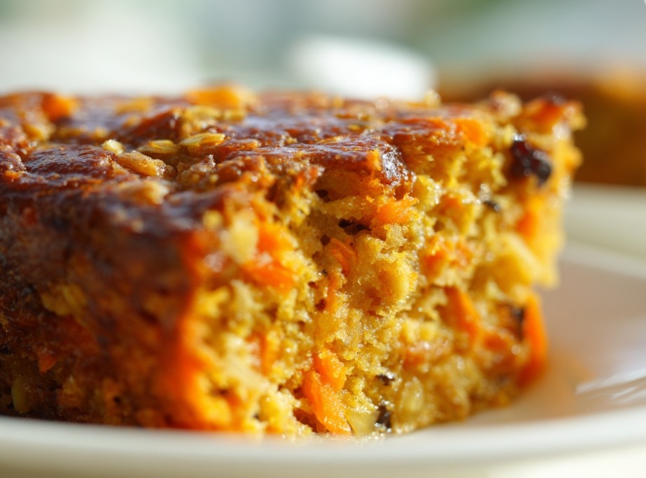 Домашній морквяний пиріг — ароматна класика