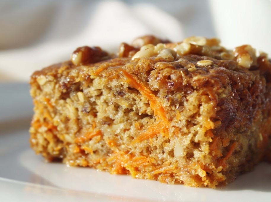 Легкий морквяний пиріг до десерту