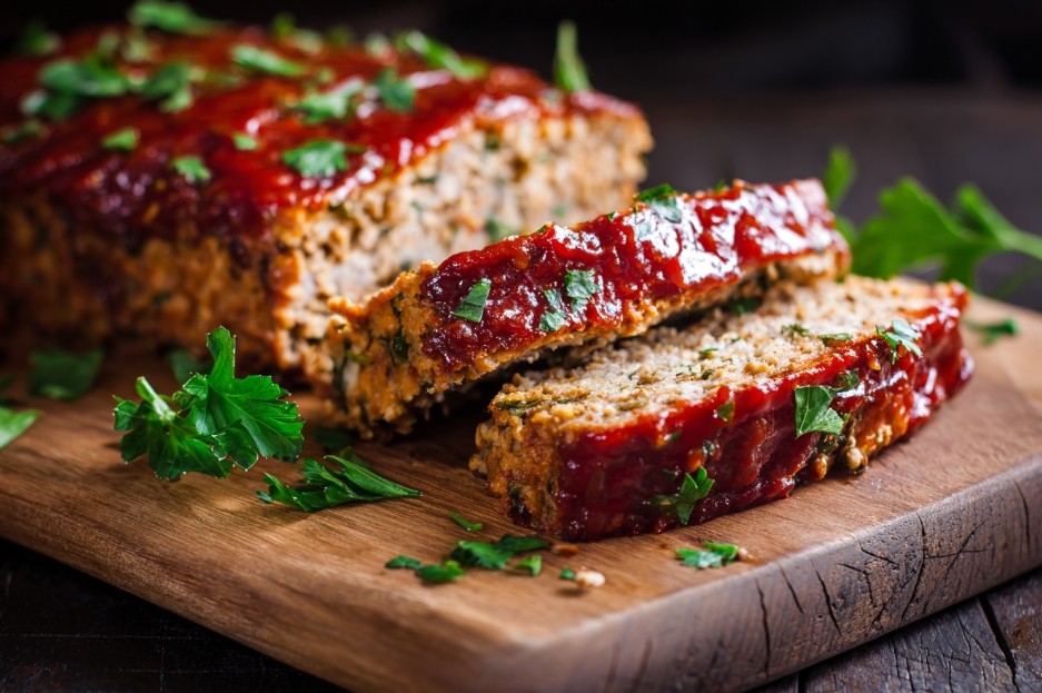 Ніжний м’ясний рулет з фаршу