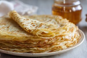 Класичні млинці — перевірений рецепт без сюрпризів